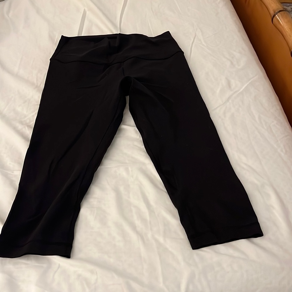 Lululemon leggings in black